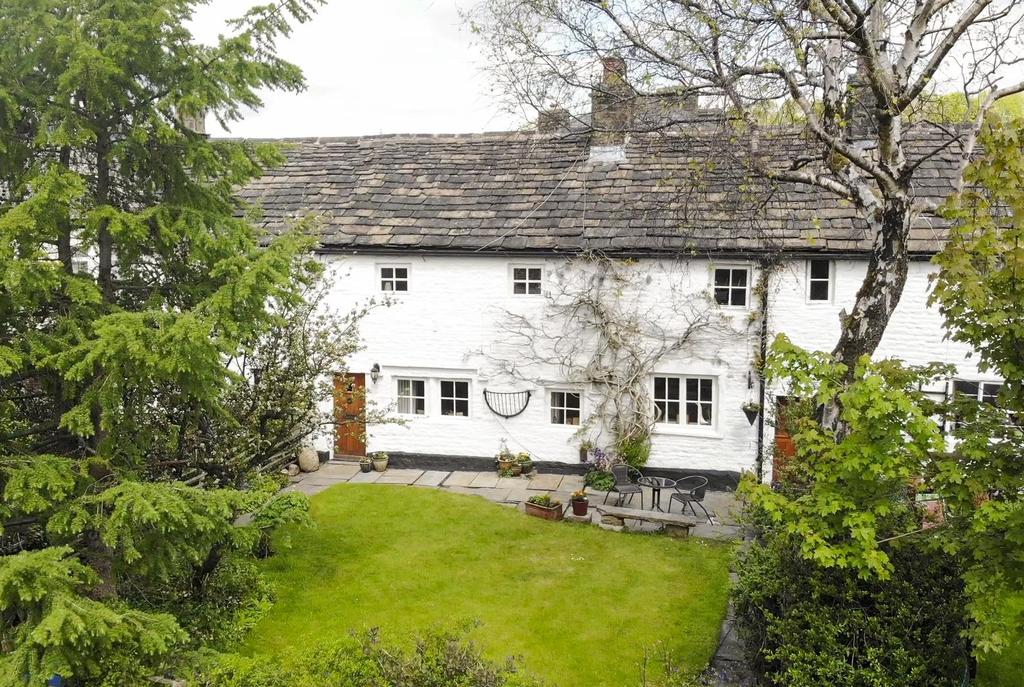 New Houses, Rawtenstall, Rossendale 4 bed character property £375,000