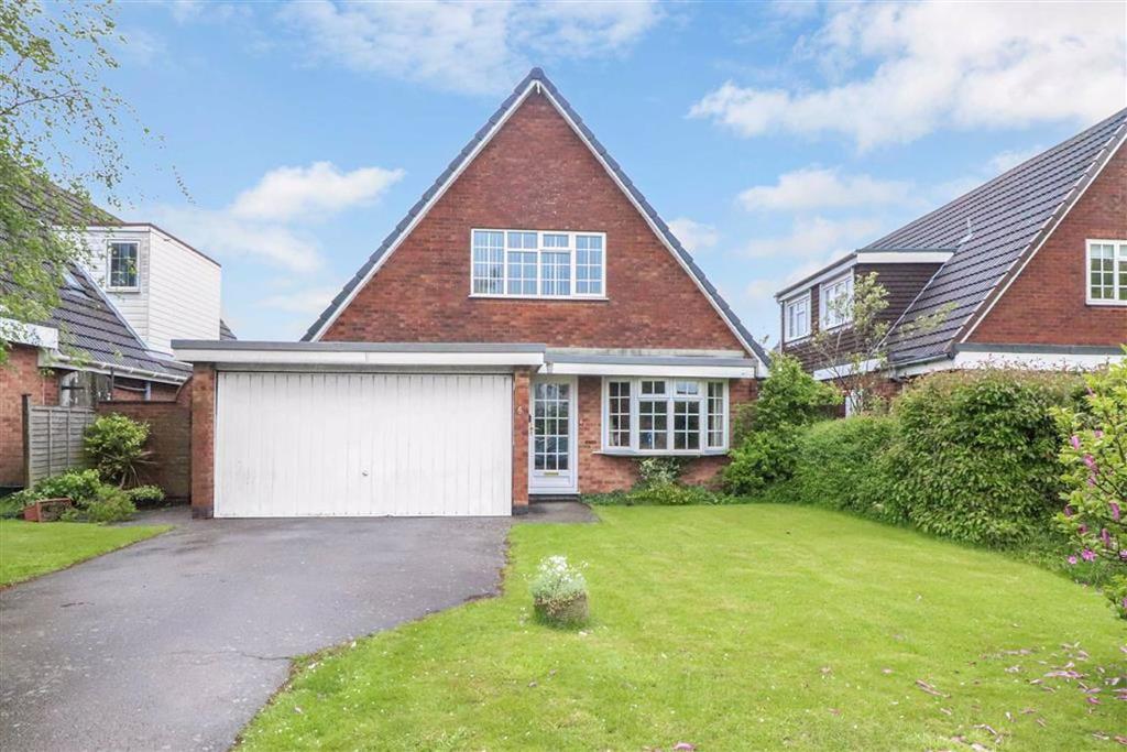 Kenilworth Road, Cubbington, Leamington Spa, CV32 3 bed detached house
