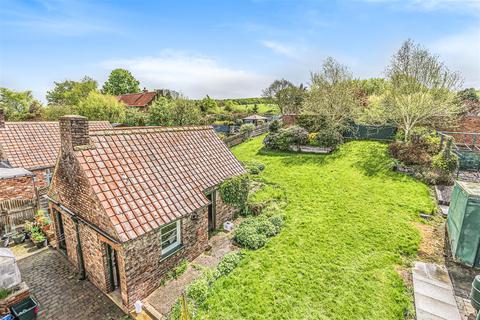 4 New Row, Kirby Grindalythe, Malton, YO17 8DE
