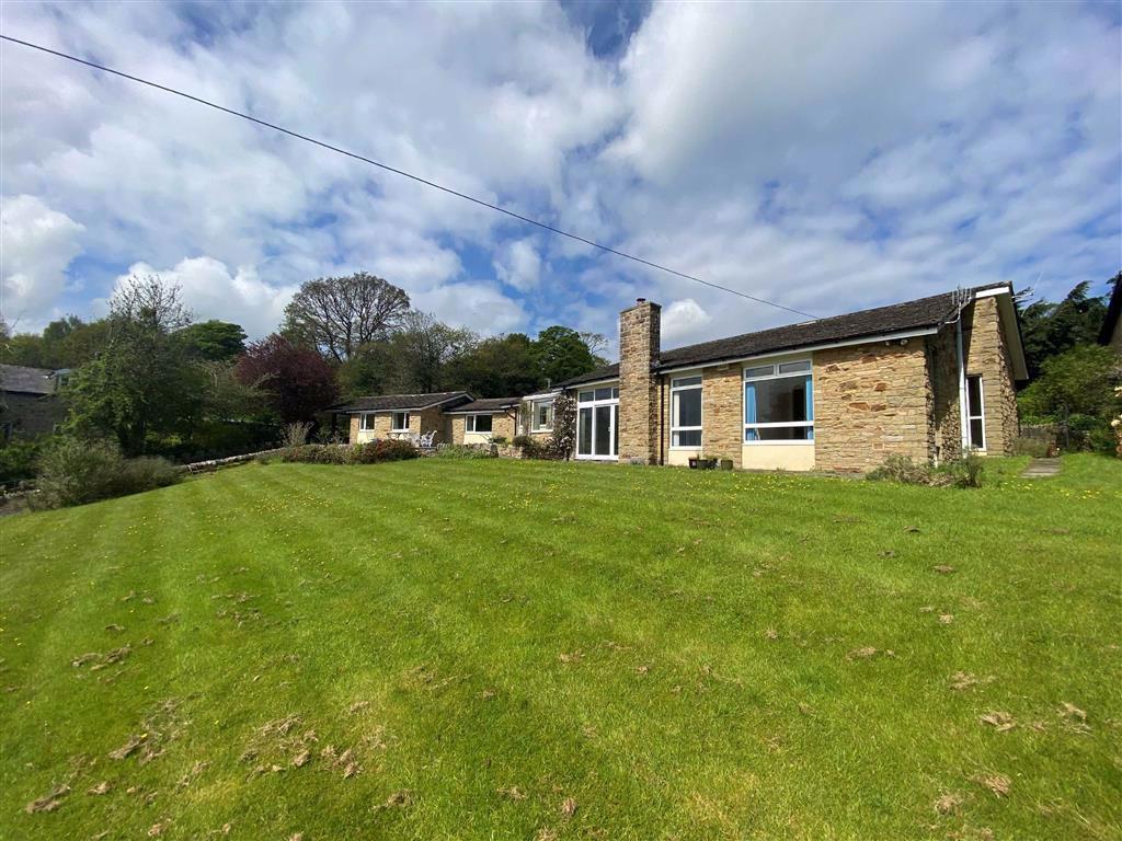 Start Lane, Whaley Bridge, High Peak 5 bed detached house £699,950