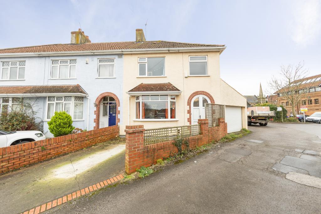 Prior Dean Westbury On Trym 3 Bed Semi Detached House £480 000