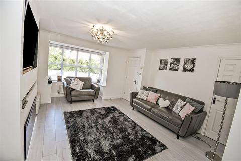 8 Beech Grove, Hessle, HU13 0LJ