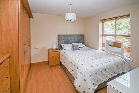 8 Beech Grove, Hessle, HU13 0LJ