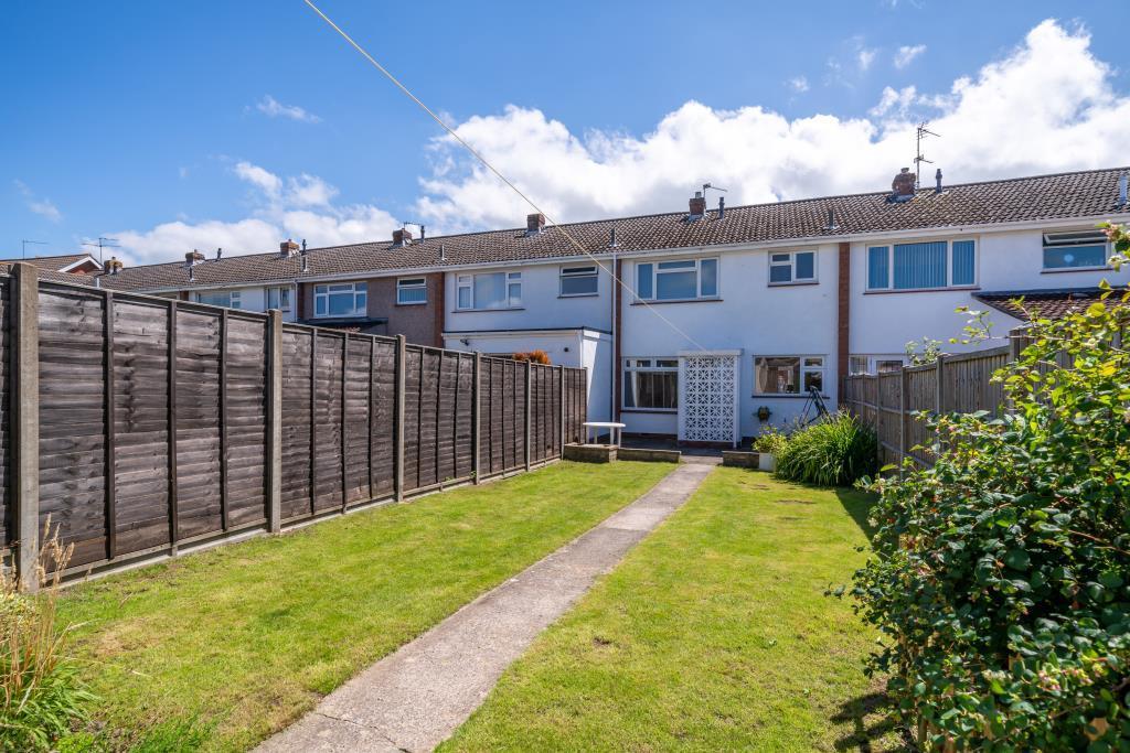 Samuel White Road, Hanham 3 bed terraced house £285,000