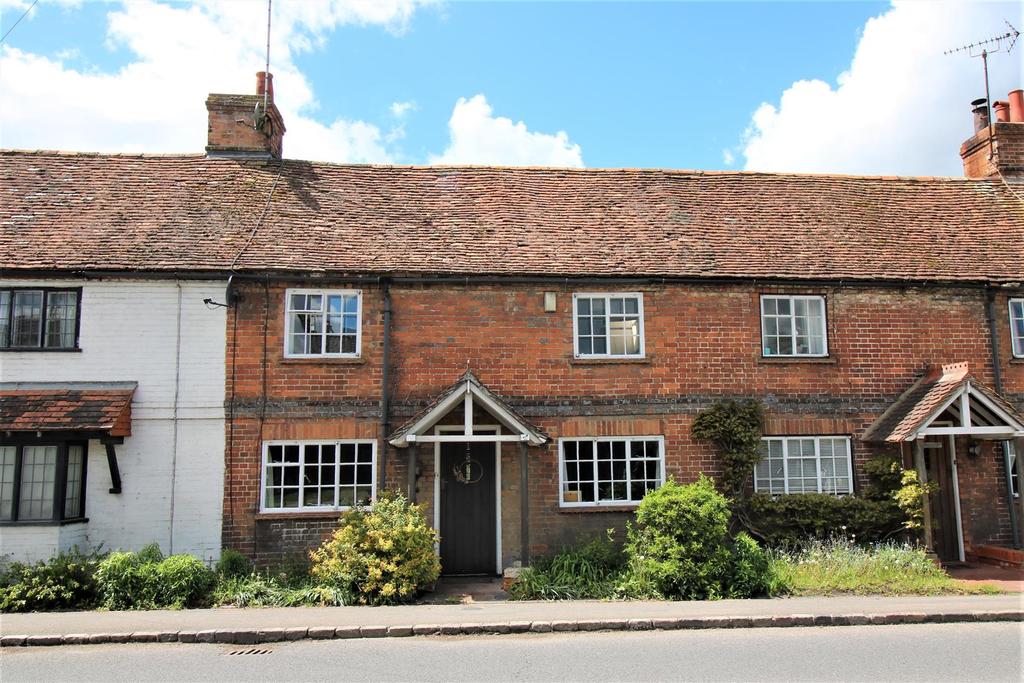 The Street, Tidmarsh, West Berkshire 2 bed terraced house for sale £