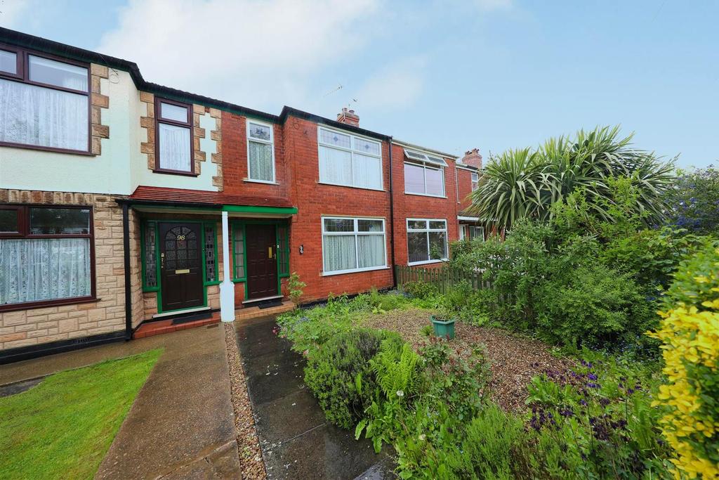 Sutton Road, Hull 3 bed terraced house for sale £90,000