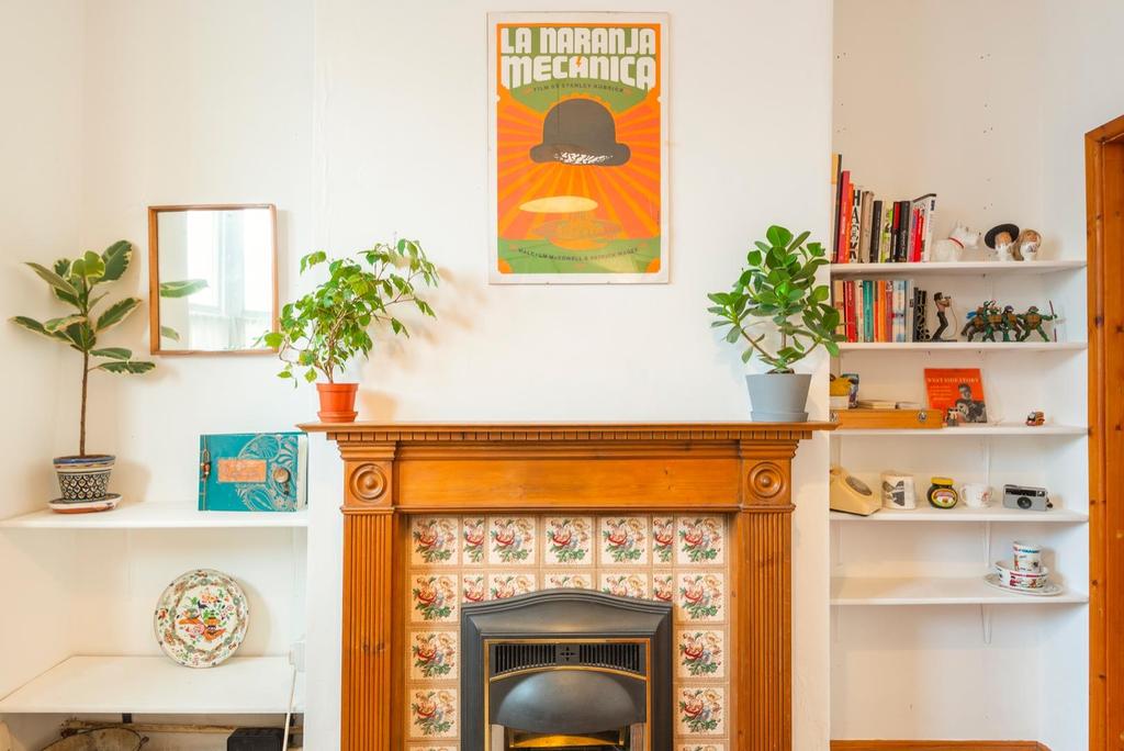 TEERTSGGOM54 - Living Room B.jpg