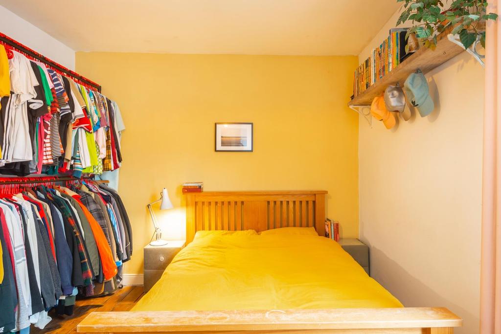 TEERTSGGOM54 - Bedroom D.jpg