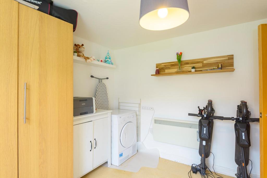 NOTPER110 - Bedroom B.jpg