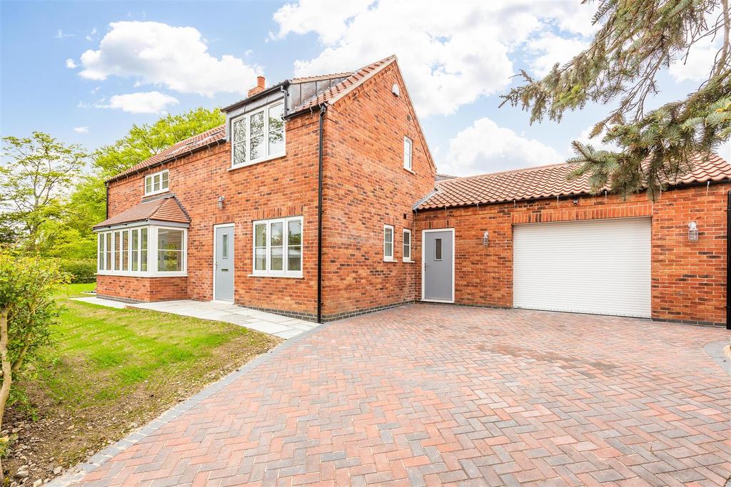 Middle Street, North Kelsey, Market... 4 bed detached house £440,000