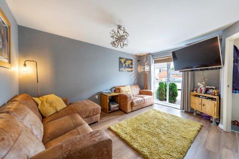 10 Barnwood, Stoke Gifford, Bristol, BS16 1GN