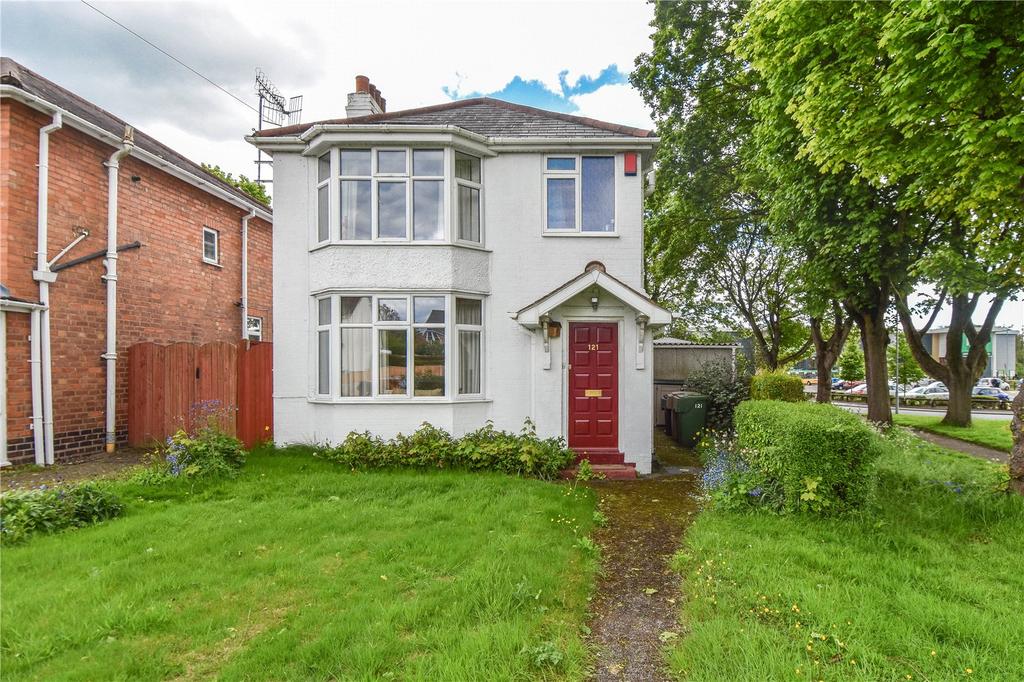 Stoke Road, Bromsgrove, B60 3 bed detached house £295,000