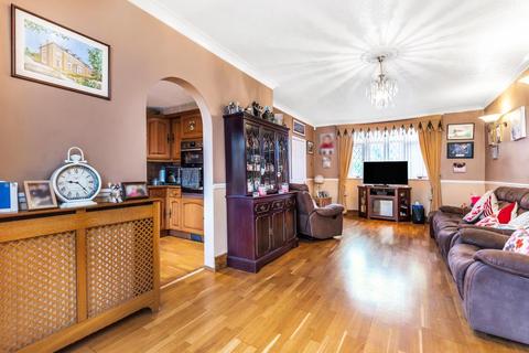 37 Princes Road, Feltham, TW13 4LD