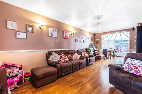 37 Princes Road, Feltham, TW13 4LD