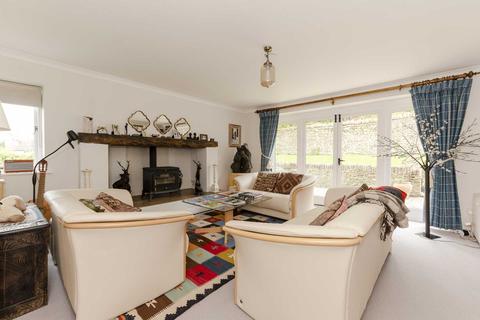 4 Embrook, Oddington, Moreton-in-marsh, GL56 0XS
