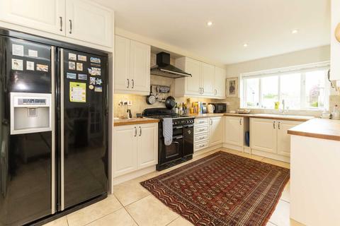 4 Embrook, Oddington, Moreton-in-marsh, GL56 0XS