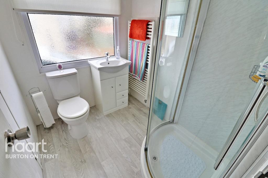 Riverside Park, BurtonOnTrent 2 bed park home £110,000