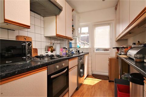 16 Brooklyn Avenue, London, SE25 4NL
