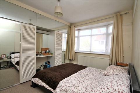 16 Brooklyn Avenue, London, SE25 4NL