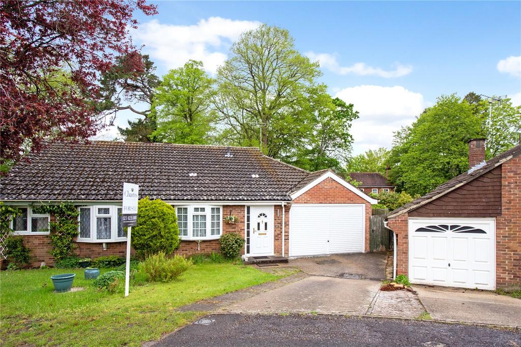Kensington Close, 3 bed bungalow £340,000