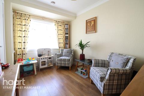 8 Haven Close, Swindon, SN3 4DY