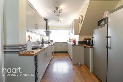 8 Haven Close, Swindon, SN3 4DY