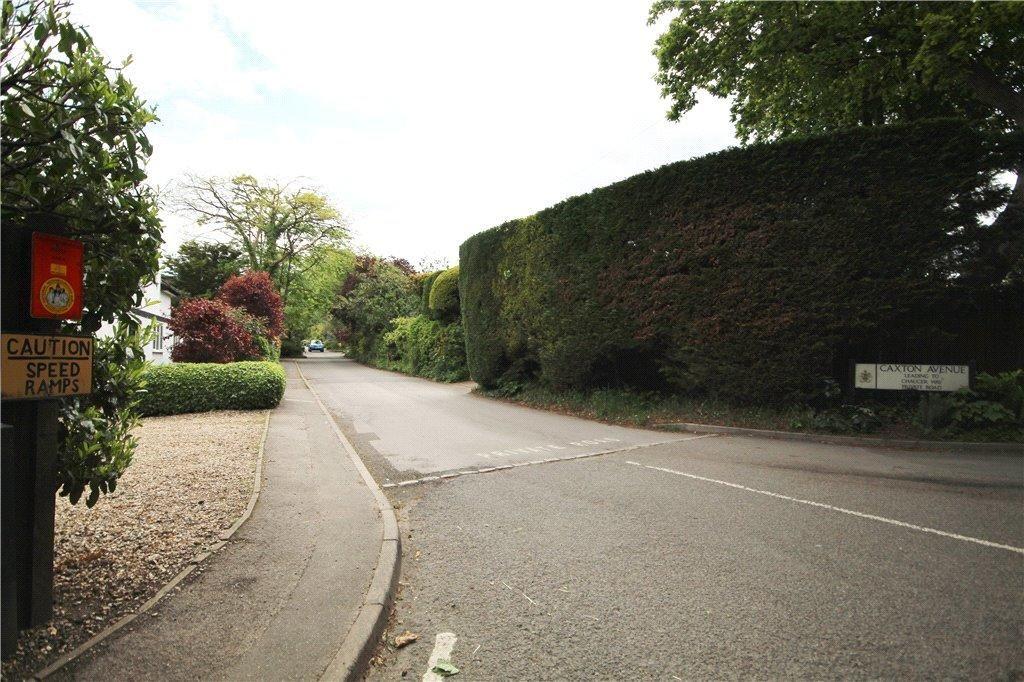 Chaucer Way, Addlestone, Addlestone, Surrey, KT15 1LQ 3 bed semi