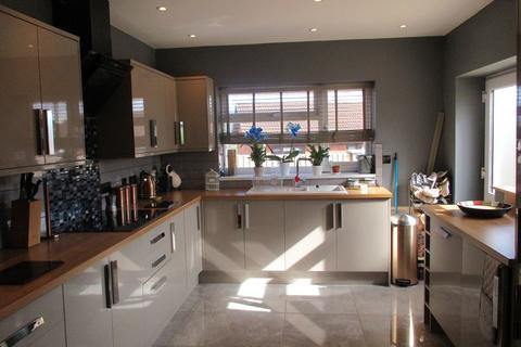 24 Talbot Road, Skewen, Neath, SA10 6BR