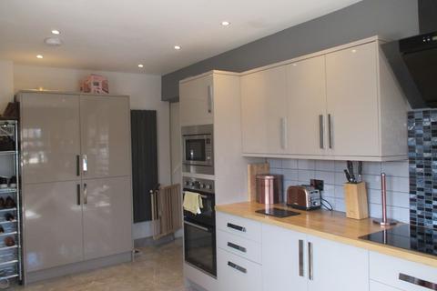 24 Talbot Road, Skewen, Neath, SA10 6BR