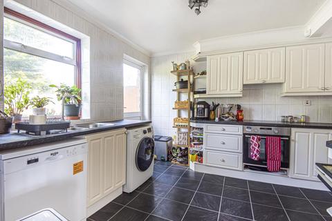 5 Cranbrook Close, Bromley, BR2 7QA