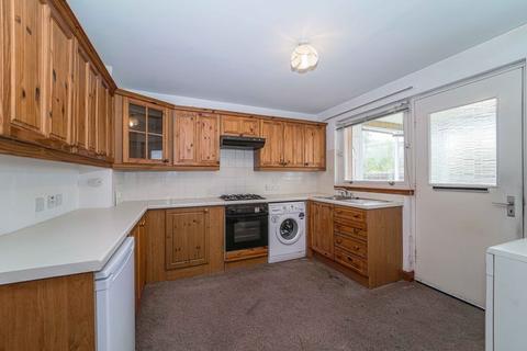10 Angus Crescent, Crieff, PH7 4LF