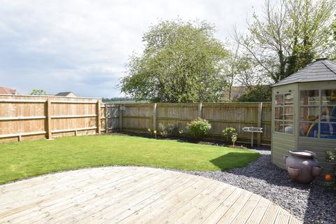 10 Greenway Close, Wincanton, BA9 9RH