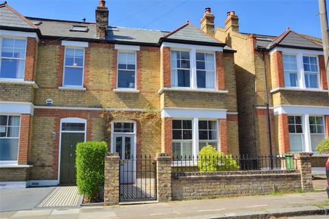 4 bedroom terraced house to rent, Manor Lane, Hither Green, London, SE13