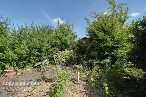 25 Critchlow Grove, Stoke-on-trent, ST3 4BW