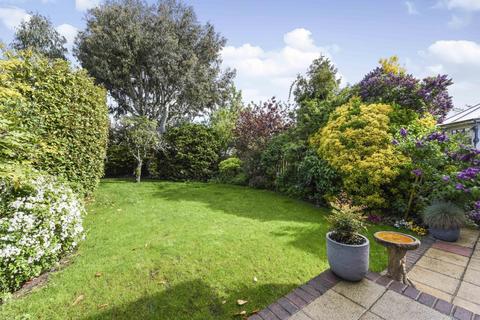 12 Fir Grove, New Malden, KT3 6RH