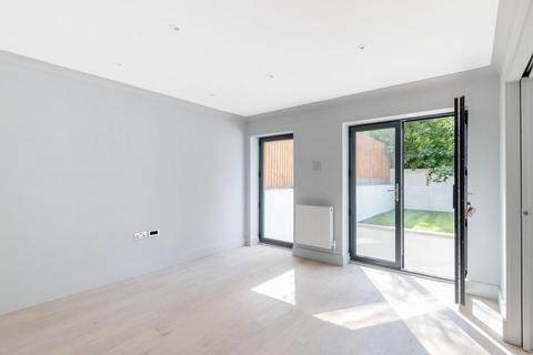Flat 1, Hawkins House, 16a Beardell Street, London, SE19 1TP
