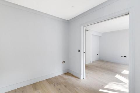 Flat 1, Hawkins House, 16a Beardell Street, London, SE19 1TP