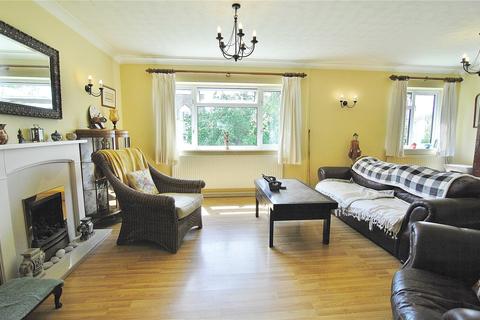 6 Burleigh View, Bussage, Stroud, GL6 8DD