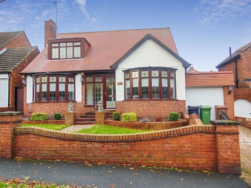 Queen Alexandra Road, Sunderland, Tyne and Wear, SR3 1XL 4 bed detached