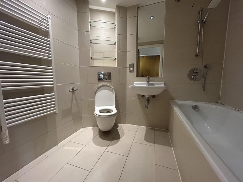 Apartment in Wembley - View 3