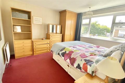 21 Edenham Crescent, Reading, RG1 6HU
