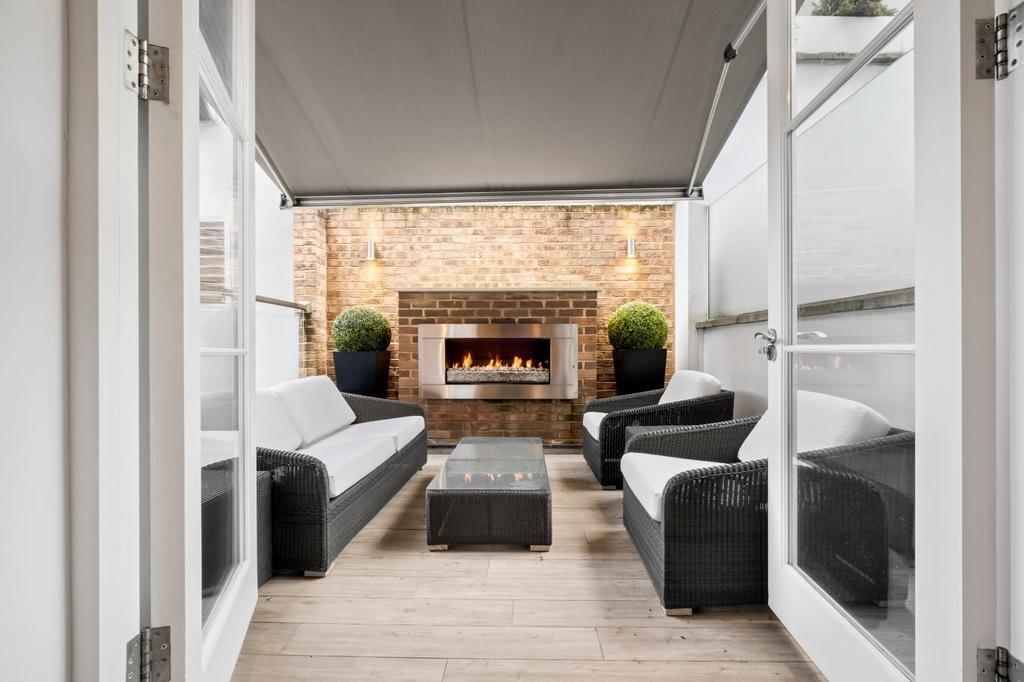 Apartment in London - View 3