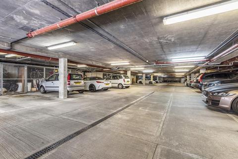 Flat 2, 19 Rayners Road, London, SW15 2AZ