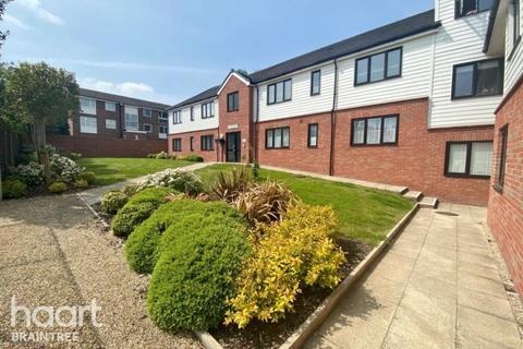 2 bedroom flat to rent, Jutland Court, Braintree