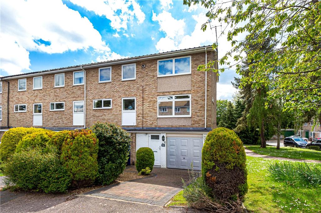 Aplins Close, Harpenden 2 bed end of terrace house £575,000