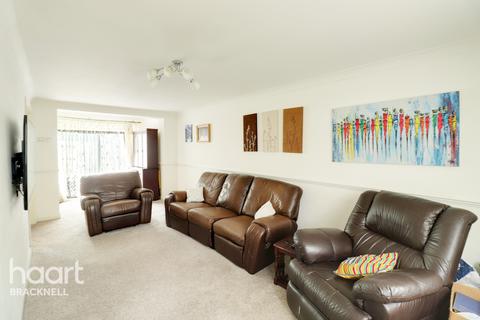 5 Bluecoat Walk, Bracknell, RG12 9NP