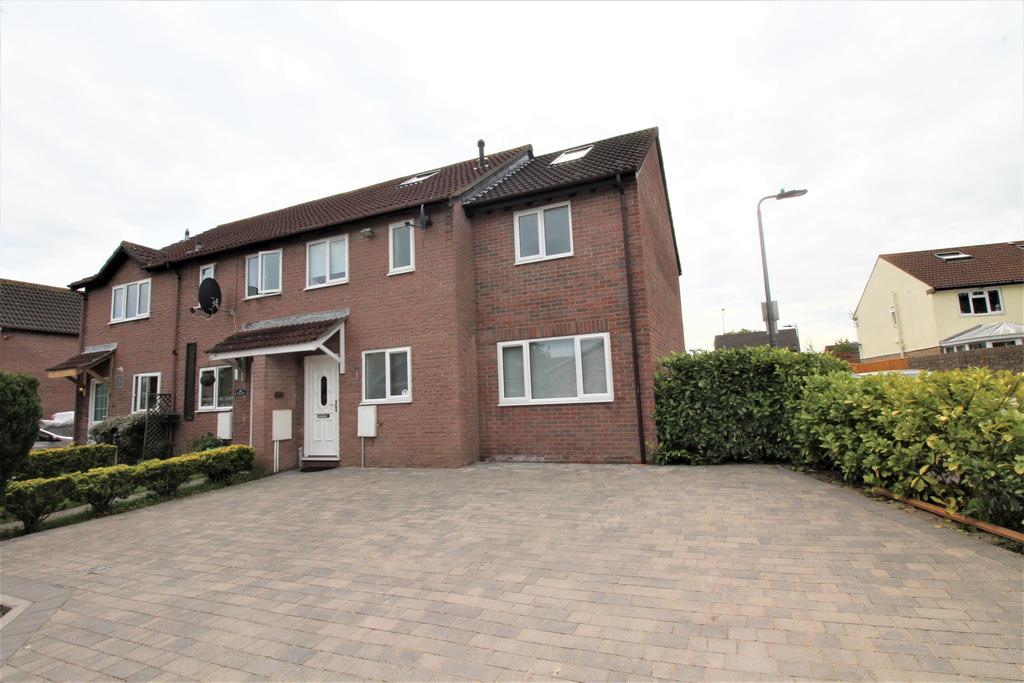 Cooks Close, Bradley Stoke, Bristol, BS32 0BB 4 bed end of terrace