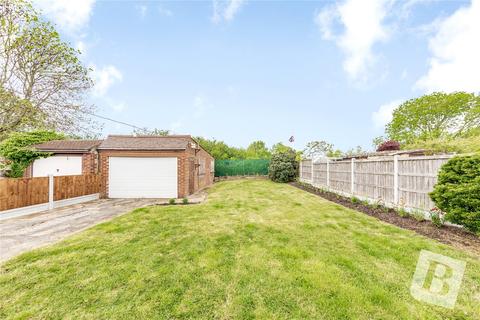 84 Randall Drive, Hornchurch, RM12 6TA