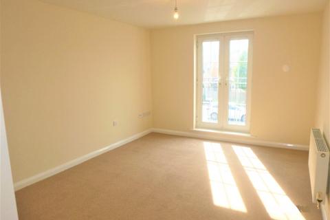 2 bedroom flat to rent, Upperbrook Court, Burnley, BB12