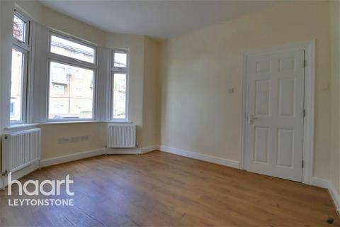 4 bedroom terraced house to rent, Matlock Road, E10